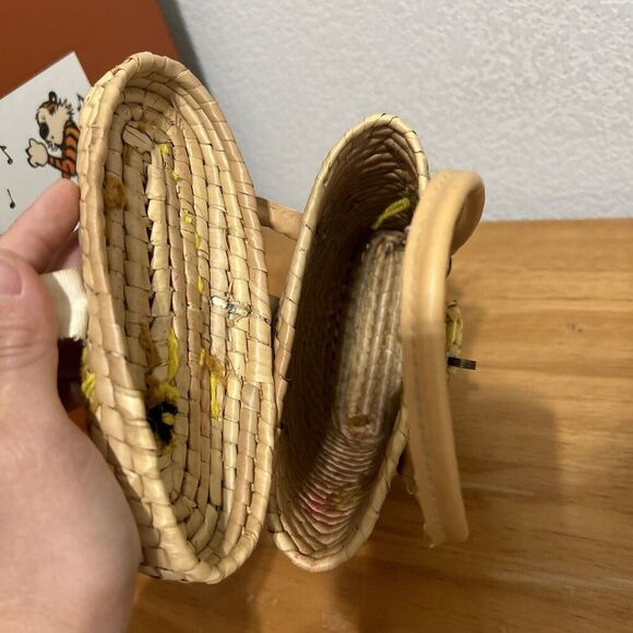 Vintage 1970s Woven Straw Leather Handbag Straw Flower Clusters Yarn Leaves - Picture 6 of 12